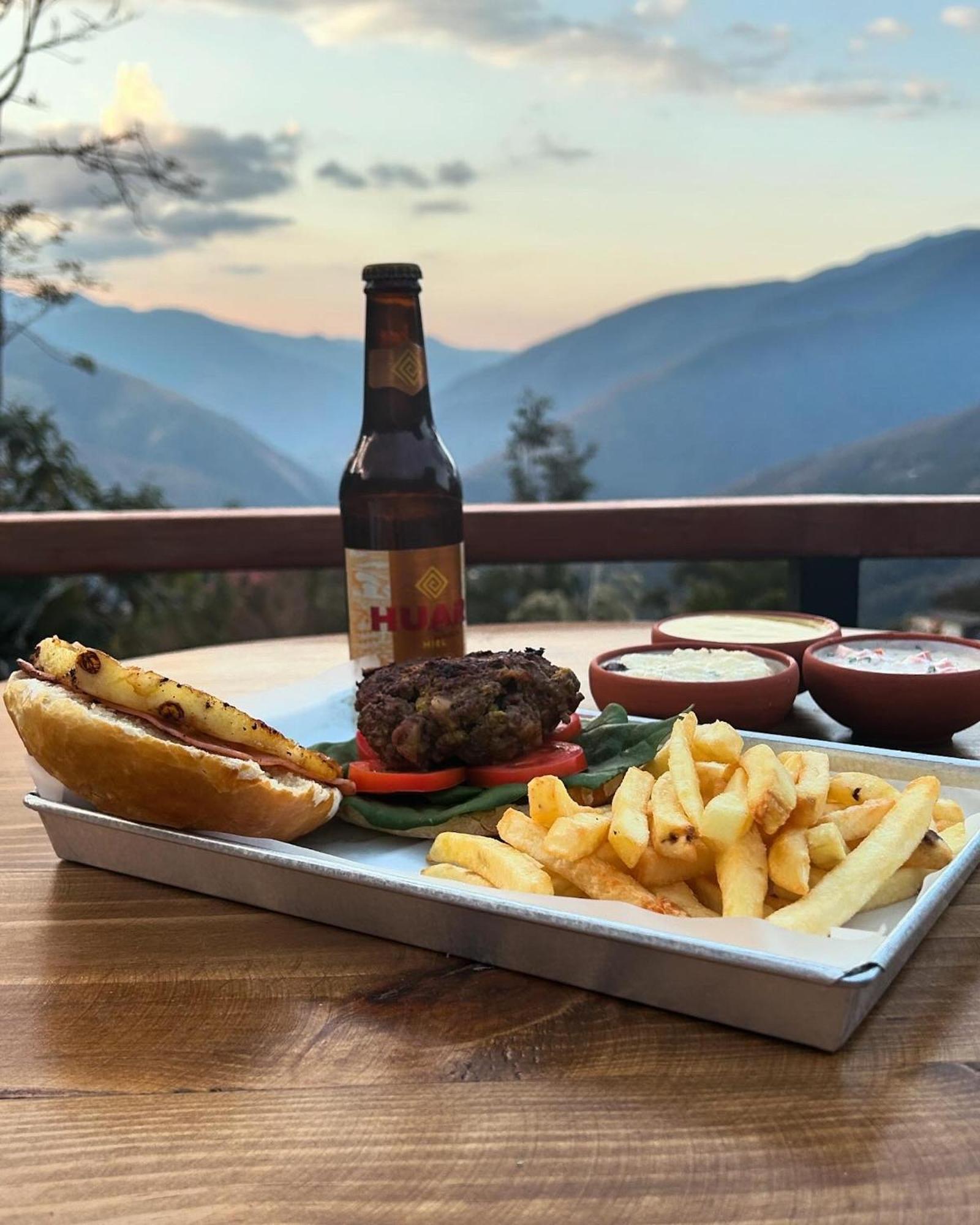 Villa Camila Hostel Coroico Dış mekan fotoğraf