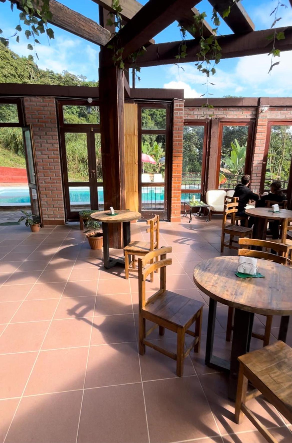 Villa Camila Hostel Coroico Dış mekan fotoğraf