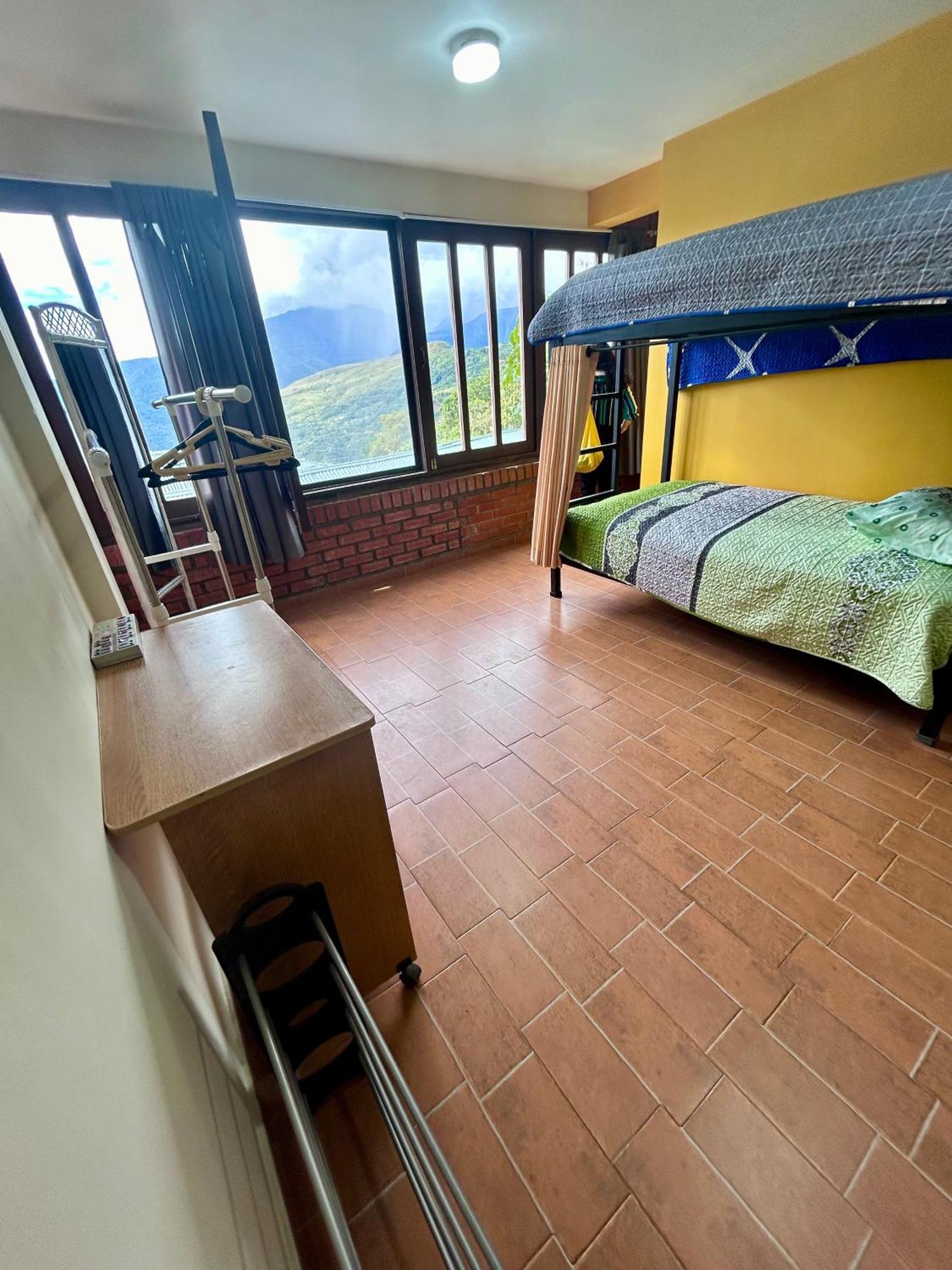 Villa Camila Hostel Coroico Oda fotoğraf